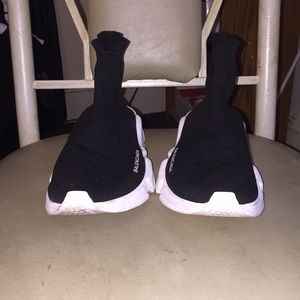 Balenciaga speed trainers black and white no box